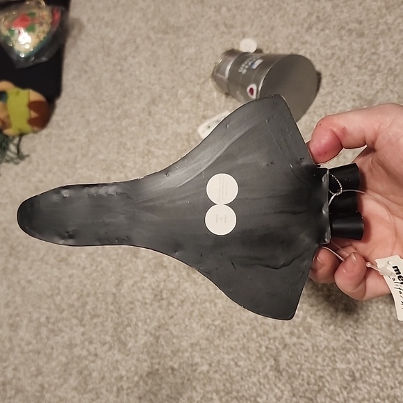 NWT set of 2 discontinued metal rocket space ornaments - Picture 5 of 14